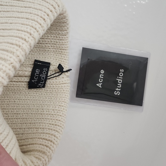 ACNE STUDIOS Face logo-appliquéd ribbed wool beanie hat - Picture 2 of 3